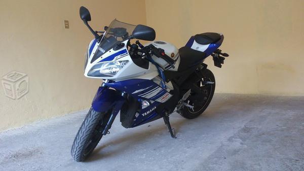 Yamaha Yzf R15 -15