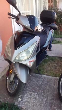 Motoneta gs 150cc italika -14