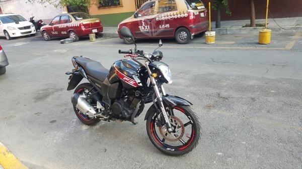 Yamaha fz asegurada -15