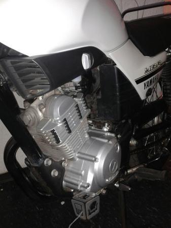 Yamaha ybr 125 -14