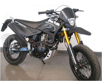 Beta Motard 2.5 negra mate -12