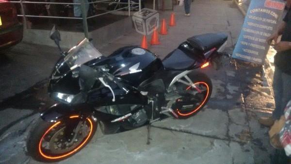 HONDA CBR 600Rr, MOD., MUY CUIDADA -07