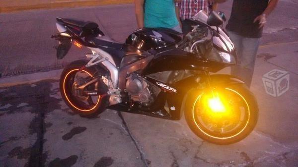 HONDA CBR 600Rr, MOD., MUY CUIDADA -07