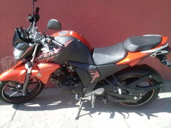 Busco: YAMAHA FZ FULL INYECCIÓN VERSIÓN 2.0