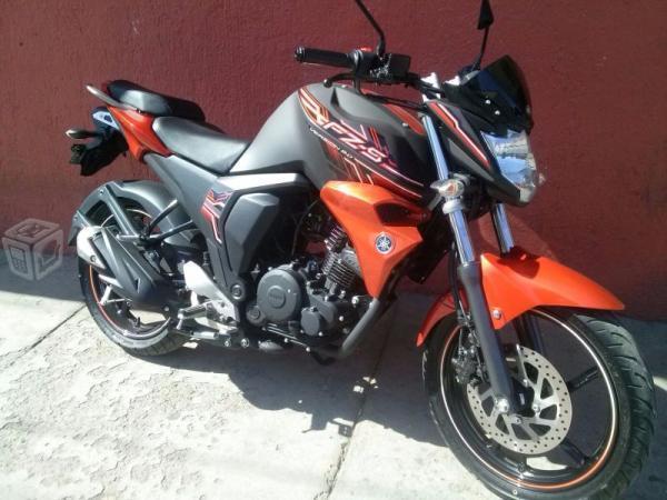 Busco: YAMAHA FZ FULL INYECCIÓN VERSIÓN 2.0