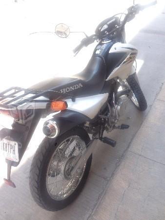 HONDA DOBLE PROPOCITO 125.cc SEMINUEVA