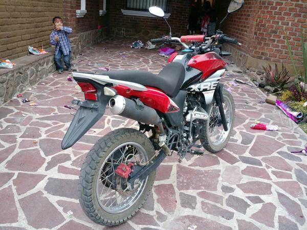 XRE 250cc MB -14