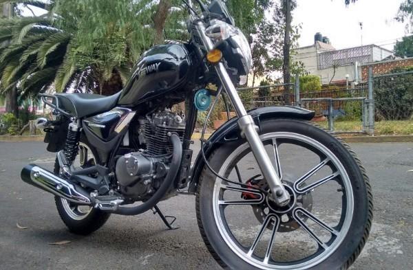 Excelente moto negra -15