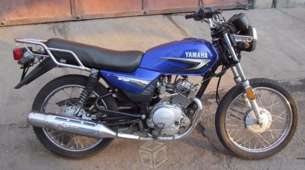 Yamaha impecable ybr -08