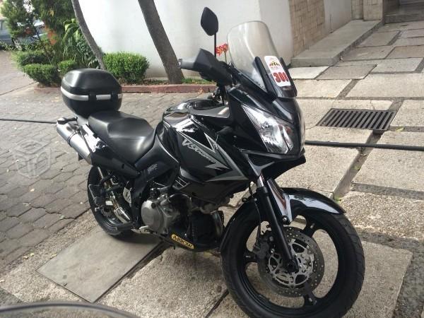 Suzuki V storm excelente manejo -06