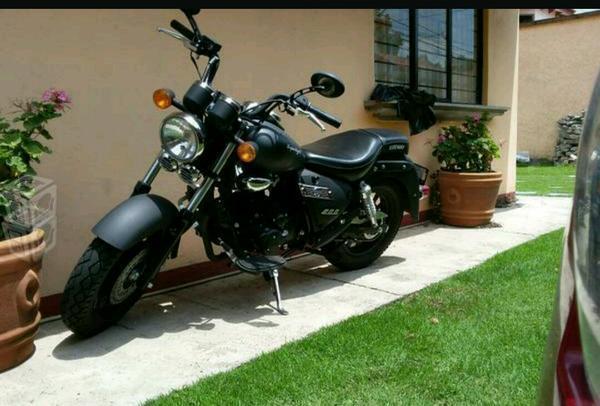 Superlight 200 cc keeway -15