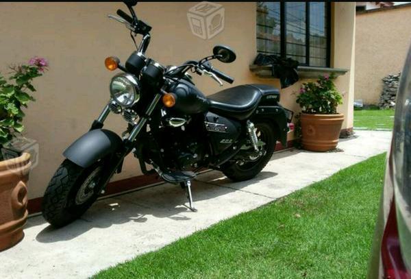 Superlight 200 cc keeway -15