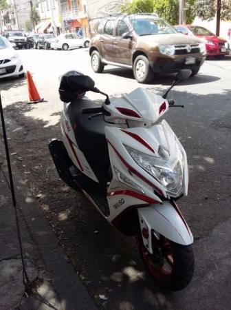 Scooter TRN 150 Italika -16