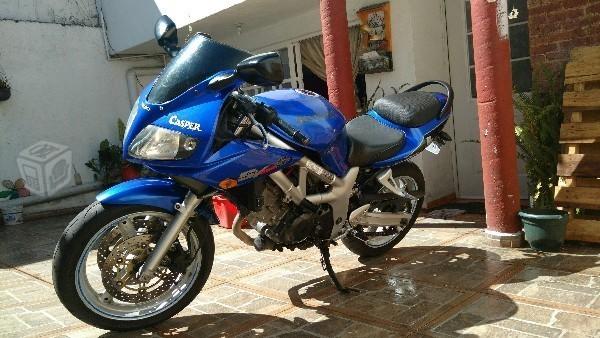 Bonita suzuki sv650s pos. cambio -02