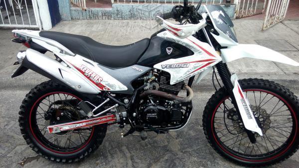 Excelente XEVERUS 250cc -15