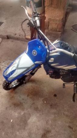 Moto yamaha piwi 80 -02