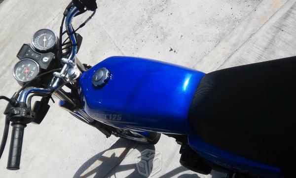 Motocicleta 125cc -12