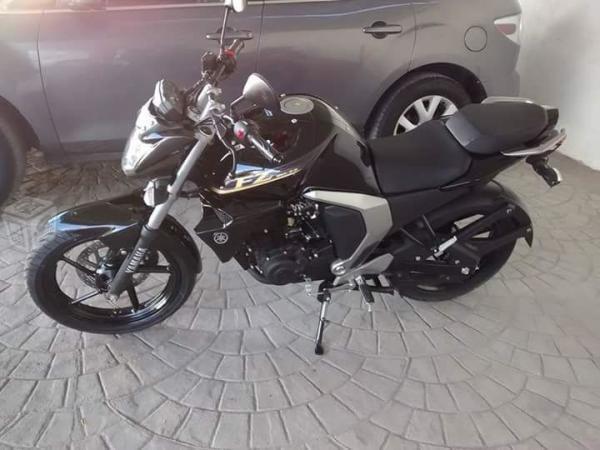 Yamaha Fz Fi ver.2.0 P/C todo pagado 2016 -16