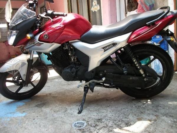 Yamaha SZR 150cc unico dueño -13