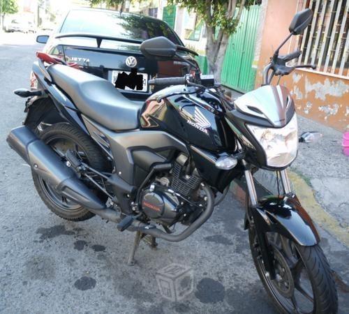 Moto Honda Invicta CB150 -15