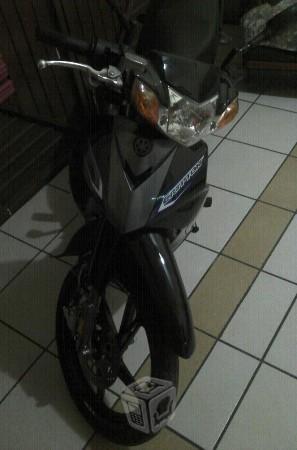 Motocicleta CRYPTON yamaha -15