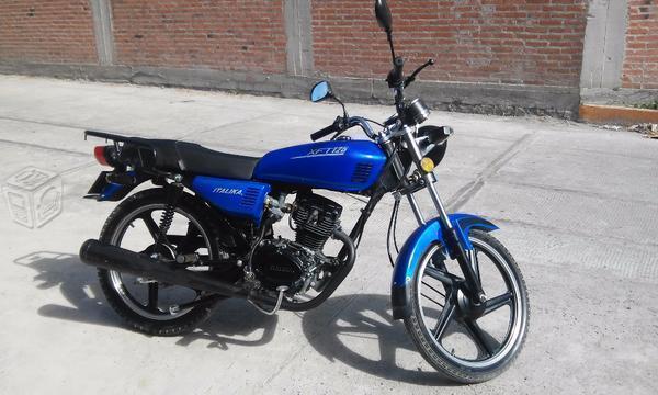 Motocicleta italika 125 -12