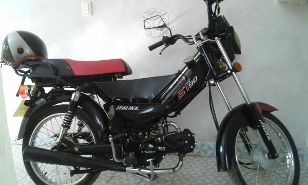 Moto italika st90