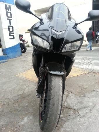 Excelente Moto Deportiva Honda CBR RR -09