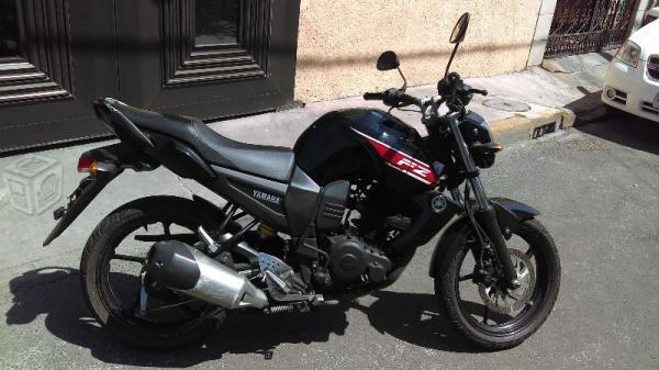 Moto Yamaha FZ16 -15