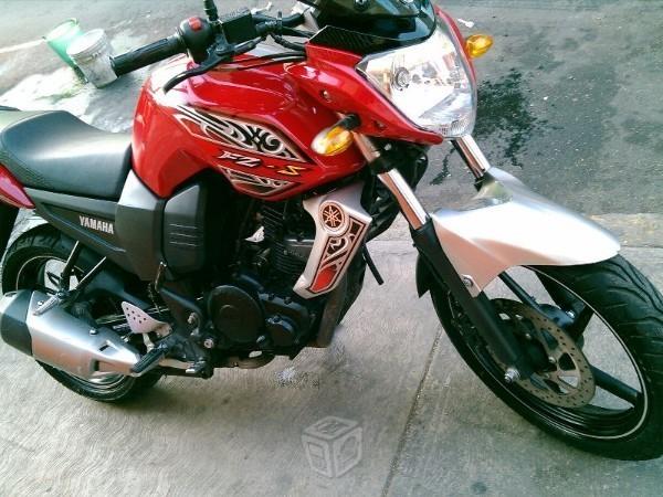 Yamaha Fz-s cambio por tsuru o chevy aprovecha -13