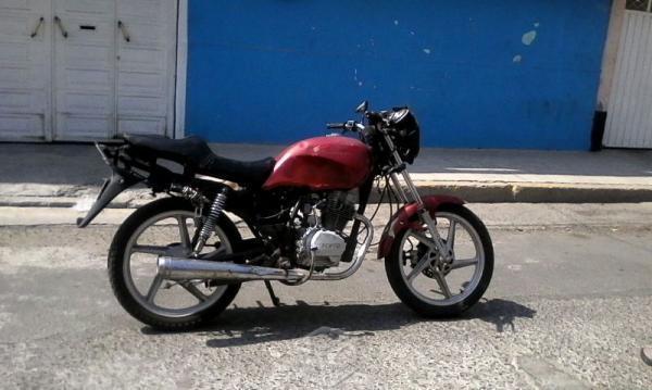 Motocicleta Vento -06