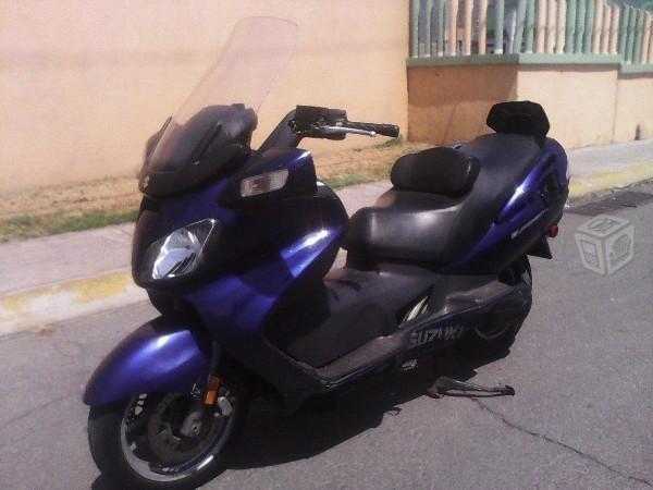 Suzuki Burgman 650cc en perfectas condiciones -05