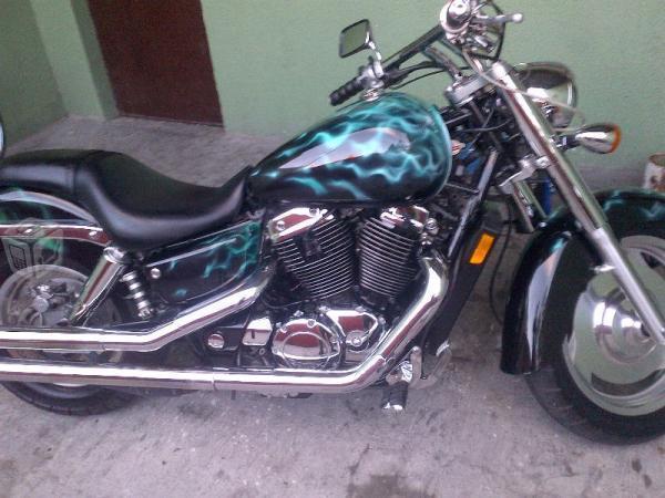 Honda Shadow Sabre 1100 -02