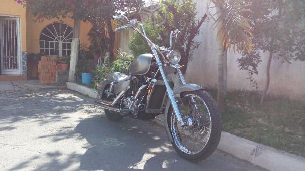 Honda shadow sabre 1100 -00