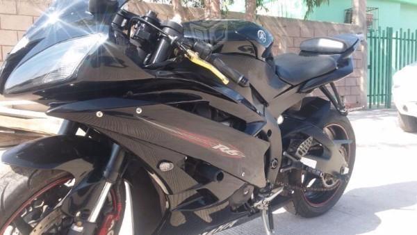 Yzf yamaha r6 black edition -09