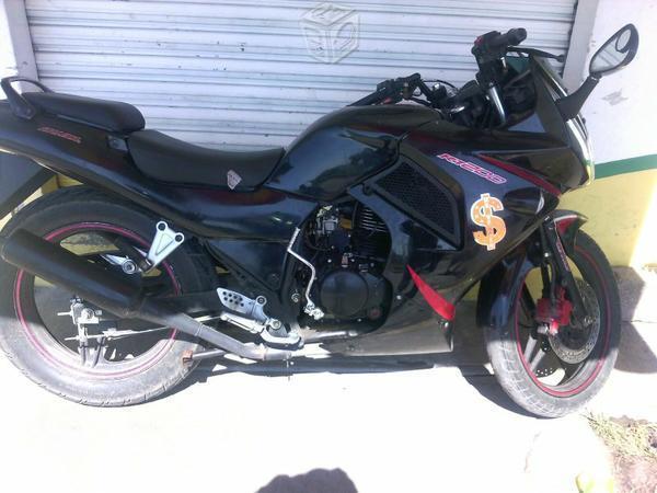 Rt 200 vendo o cambio x auto o moto ws 150 -13