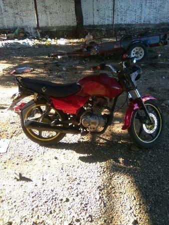 Vendo moto 150 cc -11