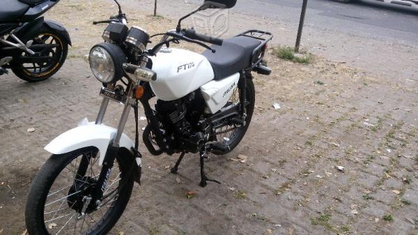 italika ft125 blanca -14