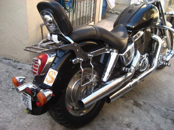 Motocicleta honda shadow sabre 1100cc. v/c -05