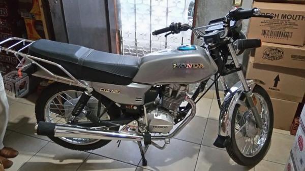 Motocicleta Nueva -16