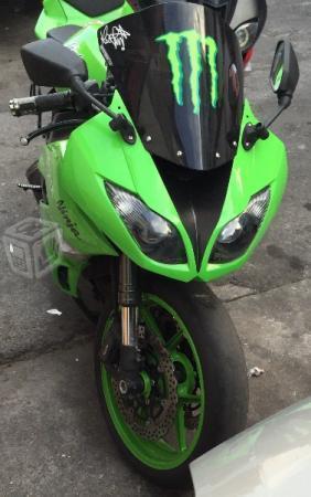 Kawasaki zx6r por mini o s1000rr -11