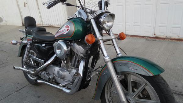 Harley sportster classic 883cc muy equipada -95