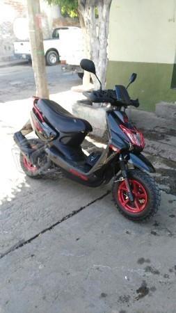 Vendo moto ITalika 175 -14