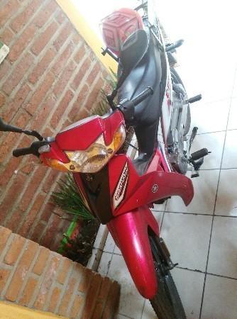 Moto Yamaha Crypton -15