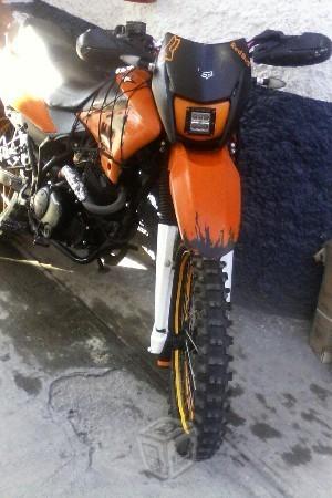 Vendo. moto italika dm 200 -14