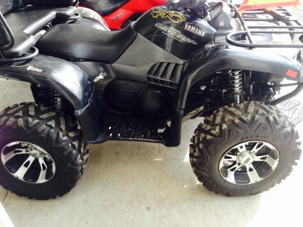 Cuatrimoto grizzly 4x4 660 cc en muy buen estado -05