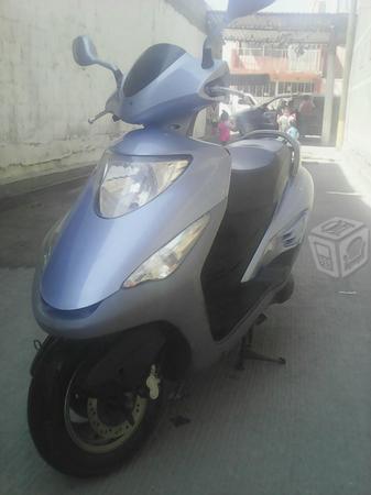 Honda elite -09