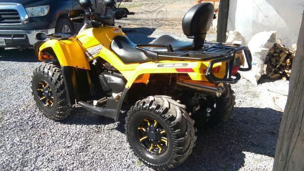 Can am outlander xr 800cc 4x4 automatica -06