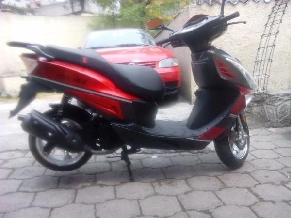 Motoneta GS150 Italika -13