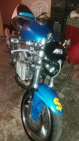 Honda vtr 1000 cc p/c -98